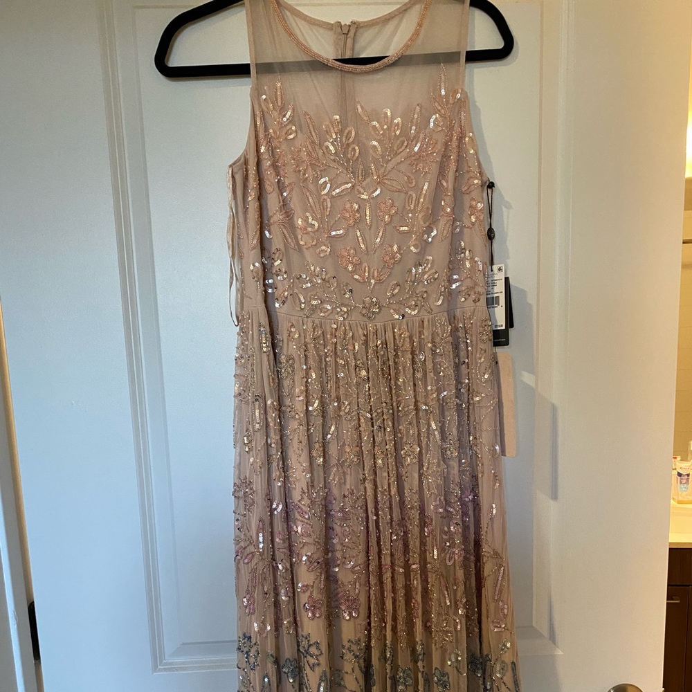 NWT - Never Worn - Adrianna Pappell - SLVSS Bead Tea Length Dress blush